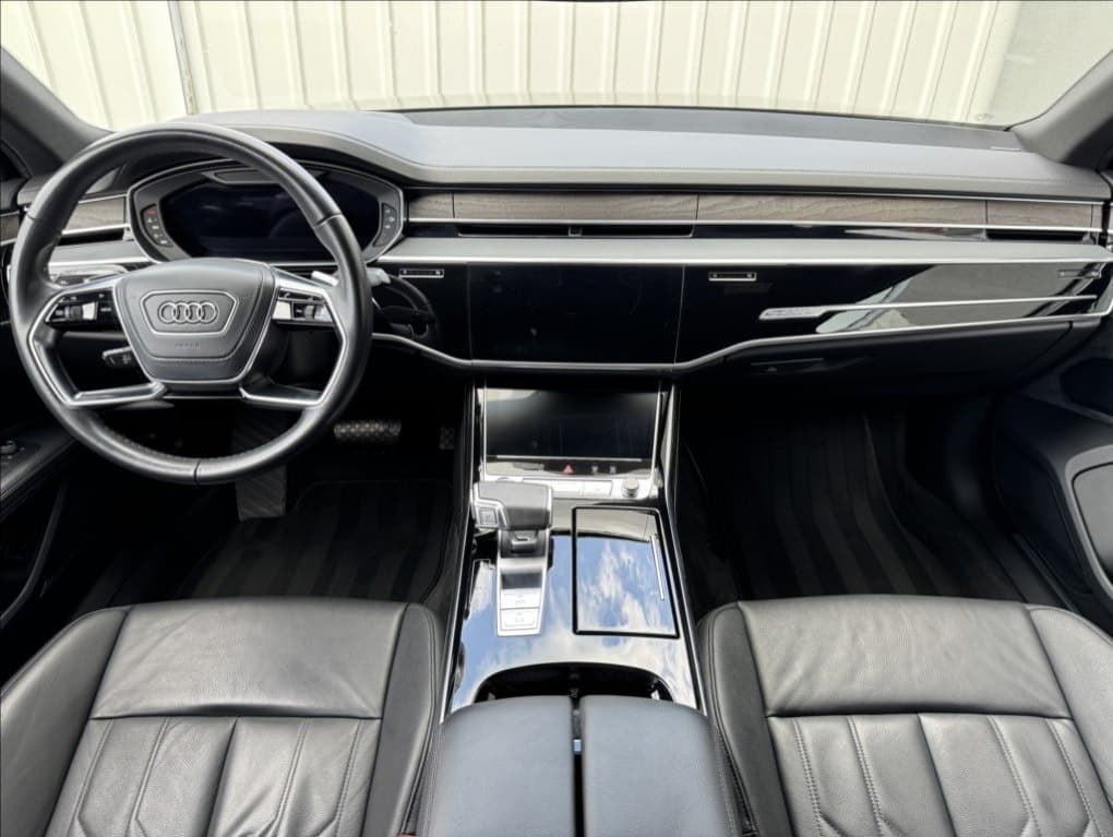 2022 Audi A8 - 6
