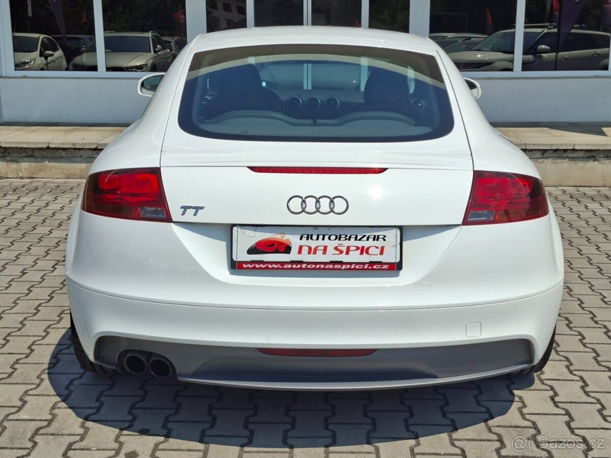 2009 Audi TT - 6