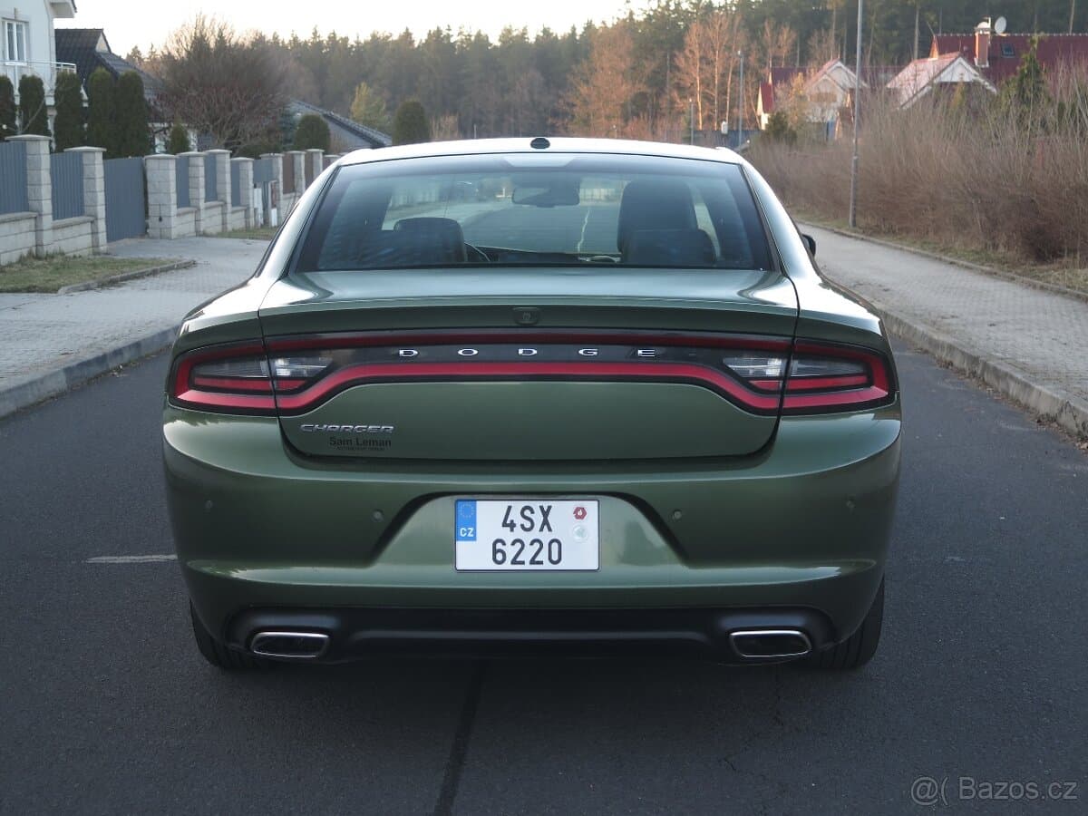2020 Dodge CHARGER - 6