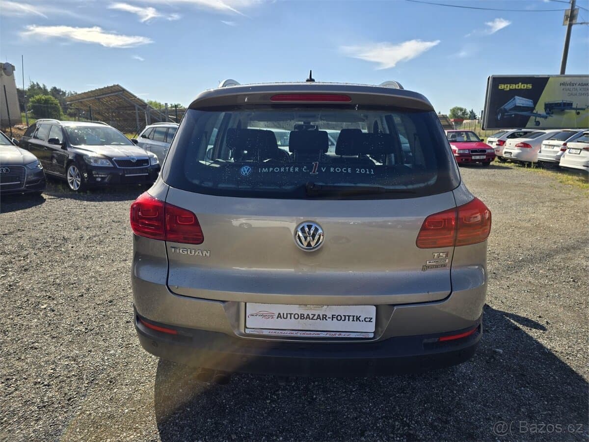 2012 Volkswagen TIGUAN - 6
