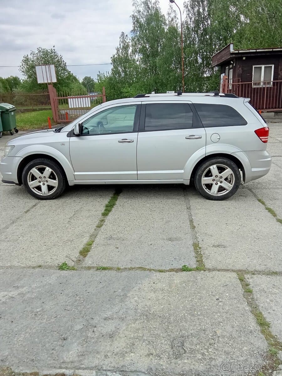 Dodge JOURNEY - 6