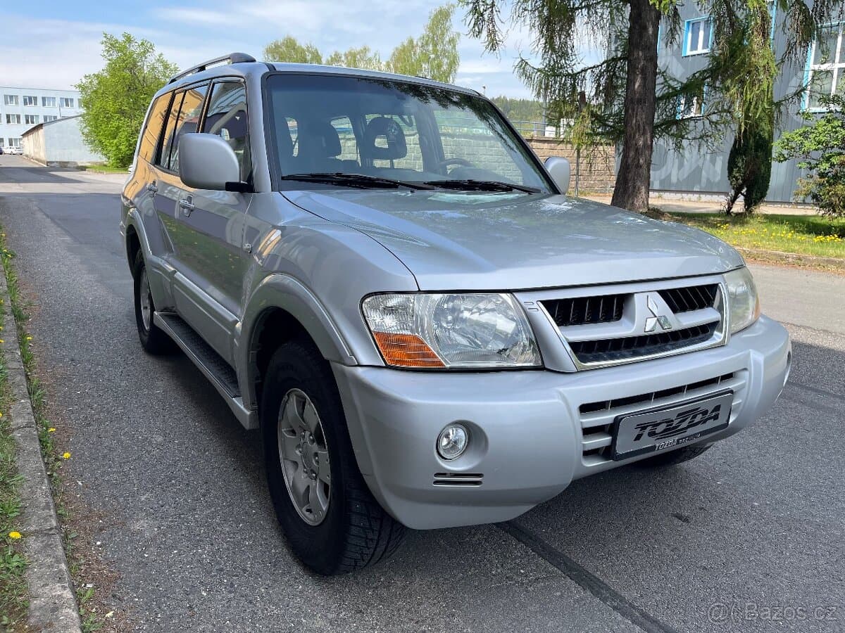 2005 Mitsubishi PAJERO - 6