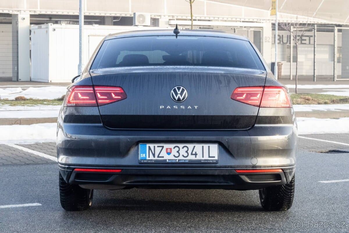 2020 Volkswagen PASSAT - 6