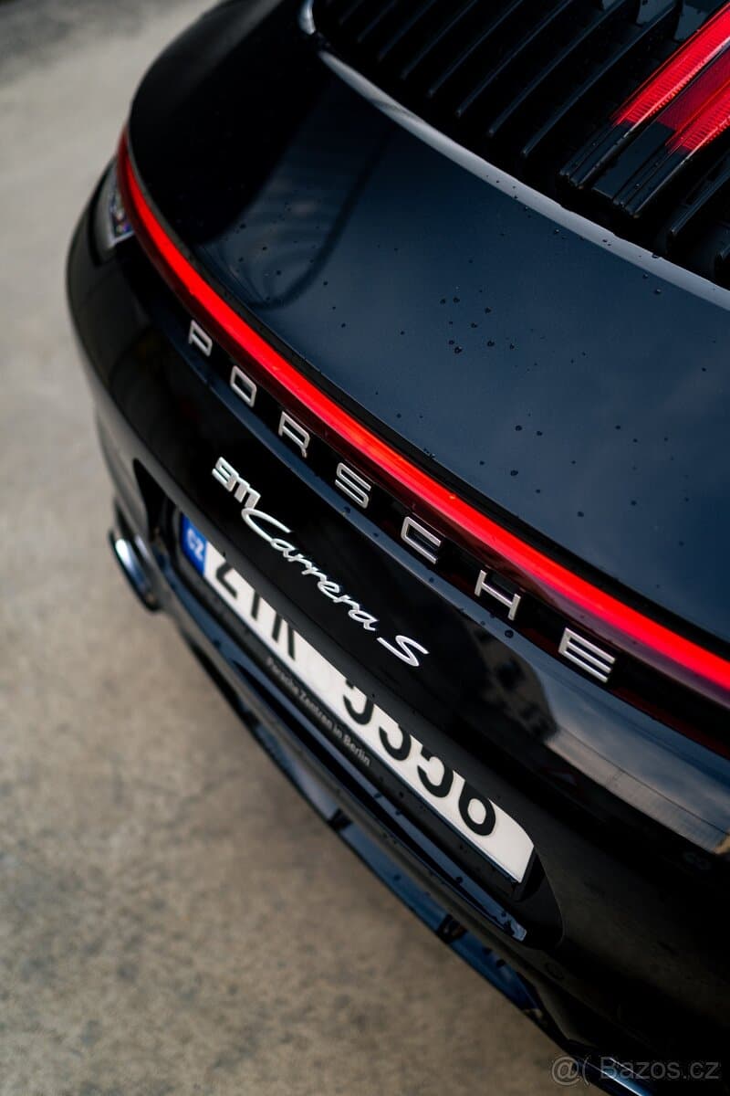 2023 Porsche 911 - 6