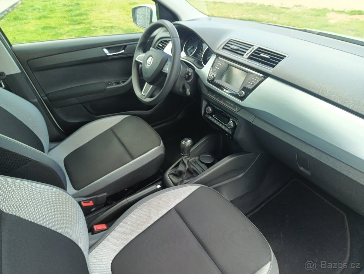 2015 Škoda FABIA - 6