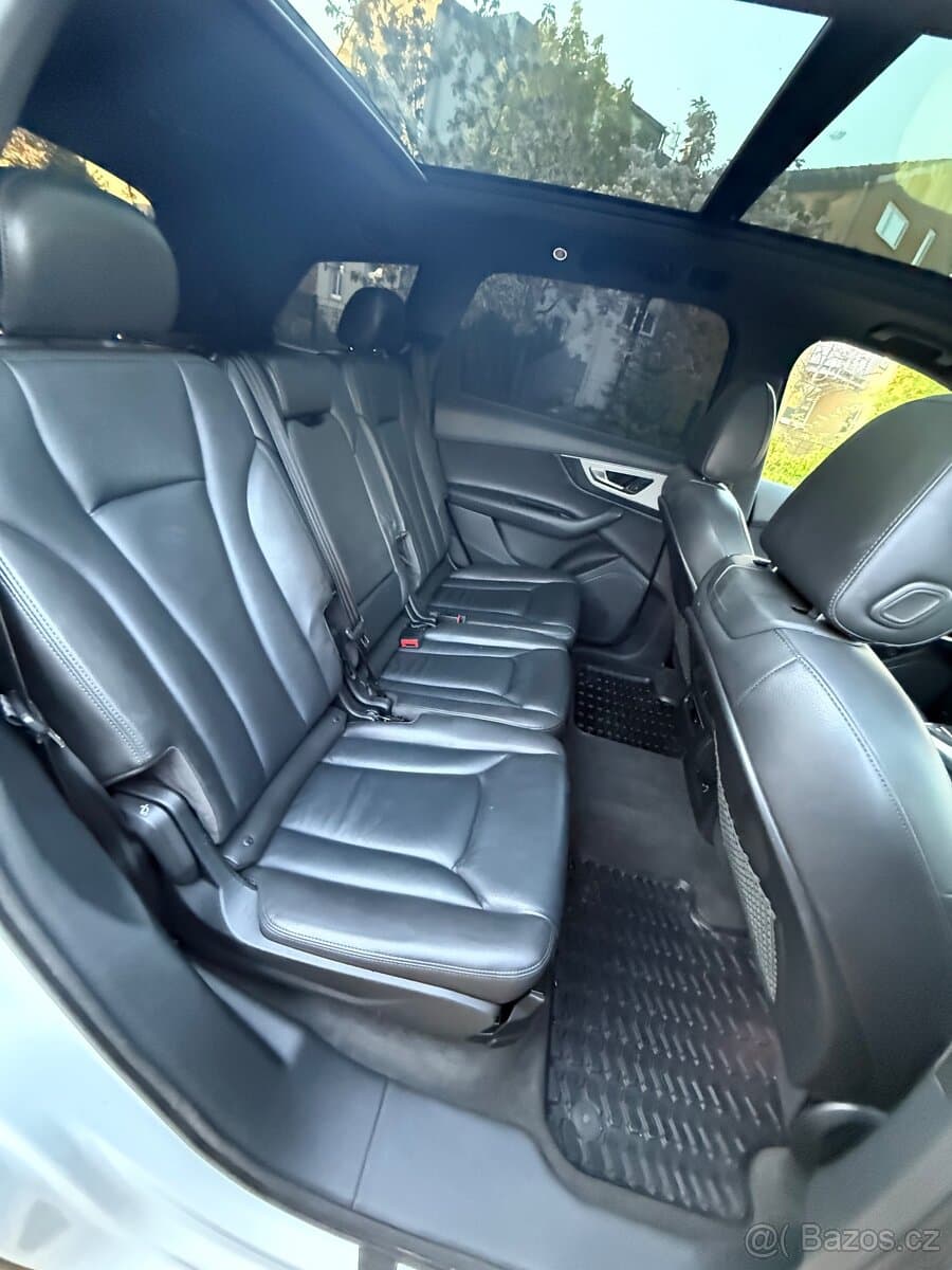 Audi Q7 - 6