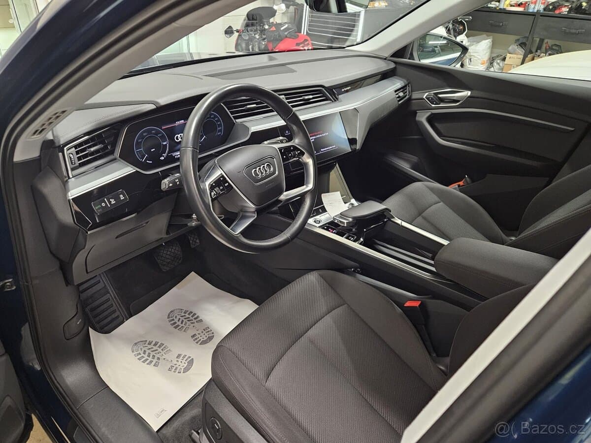 2020 Audi E-TRON - 6