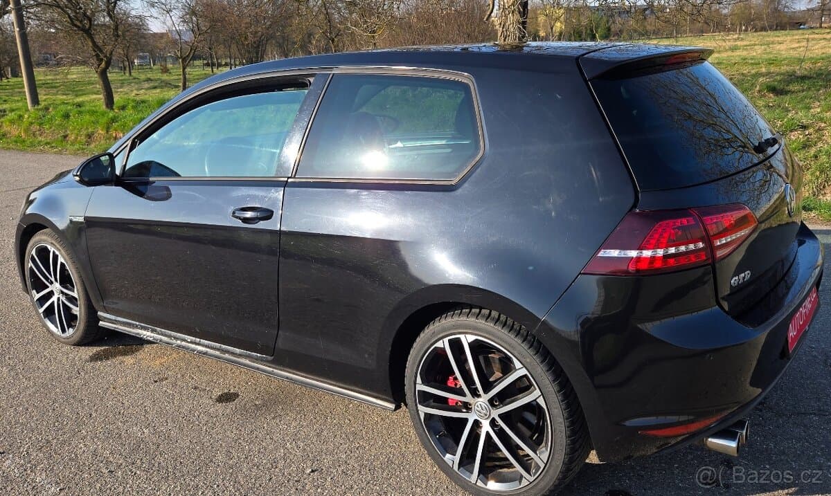 2014 Volkswagen GOLF - 6