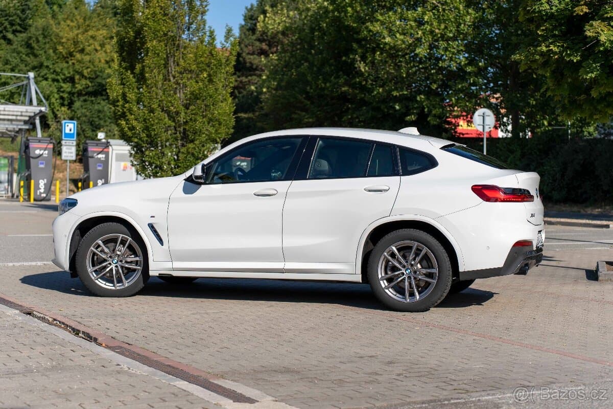 2021 BMW X4 - 6