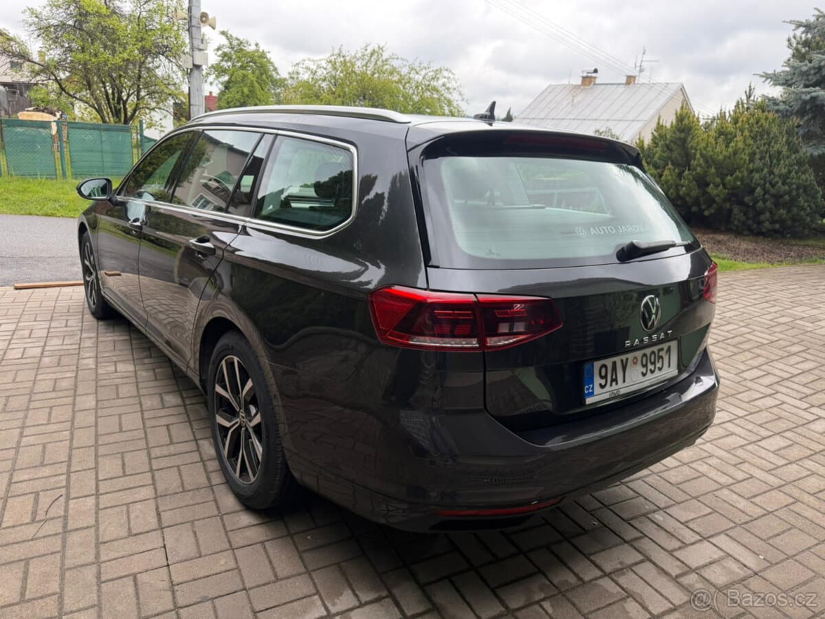 2023 Volkswagen PASSAT - 6