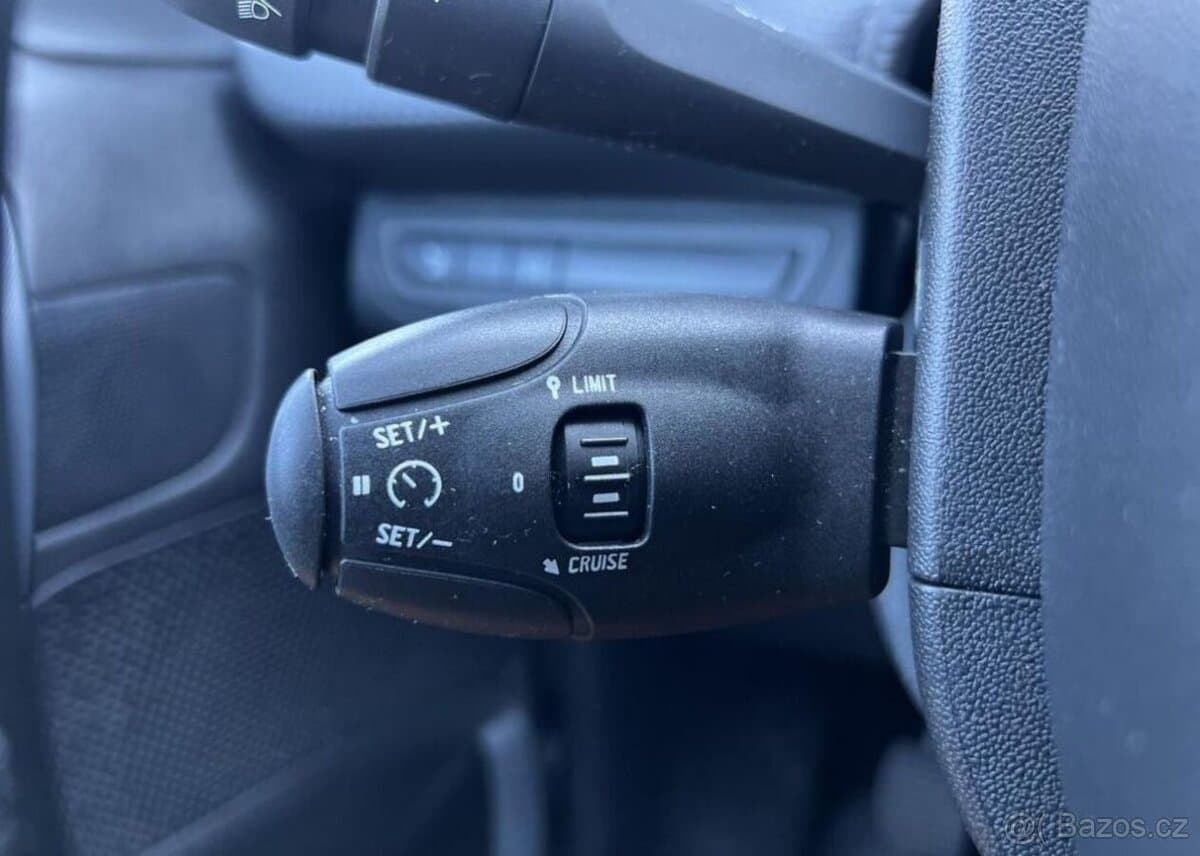 2019 Peugeot 2008 - 6