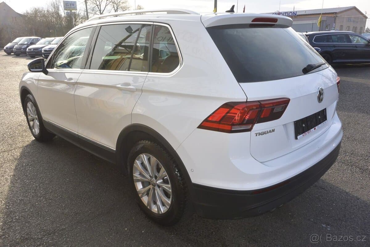 2017 Volkswagen TIGUAN - 6