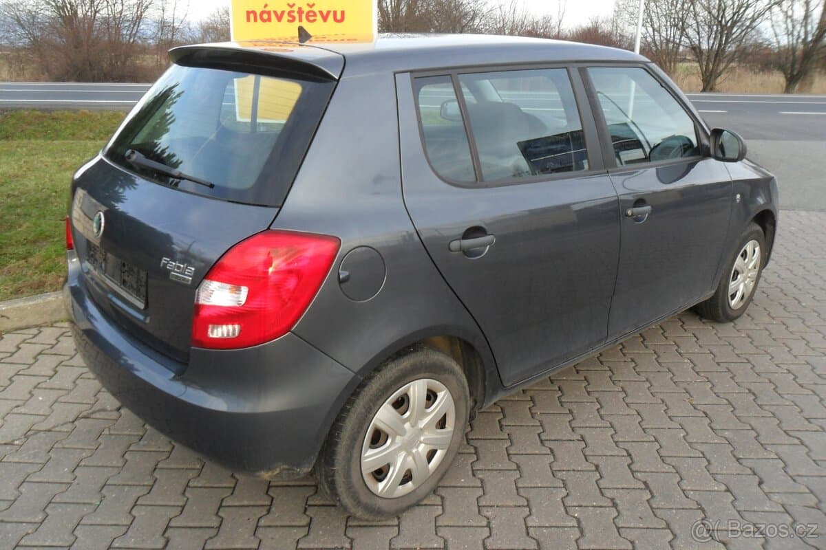 2011 Škoda FABIA - 6