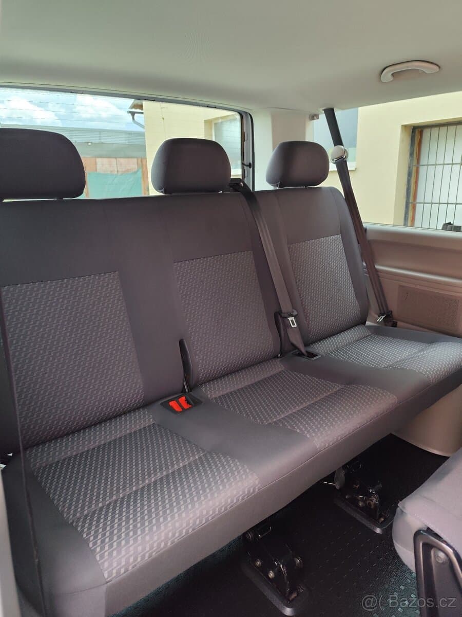 2013 Volkswagen CARAVELLE - 6