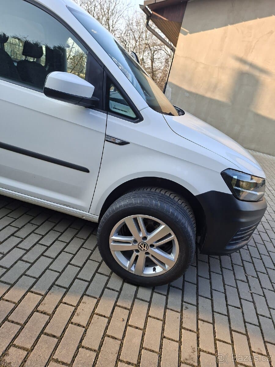 2017 Volkswagen CADDY - 6