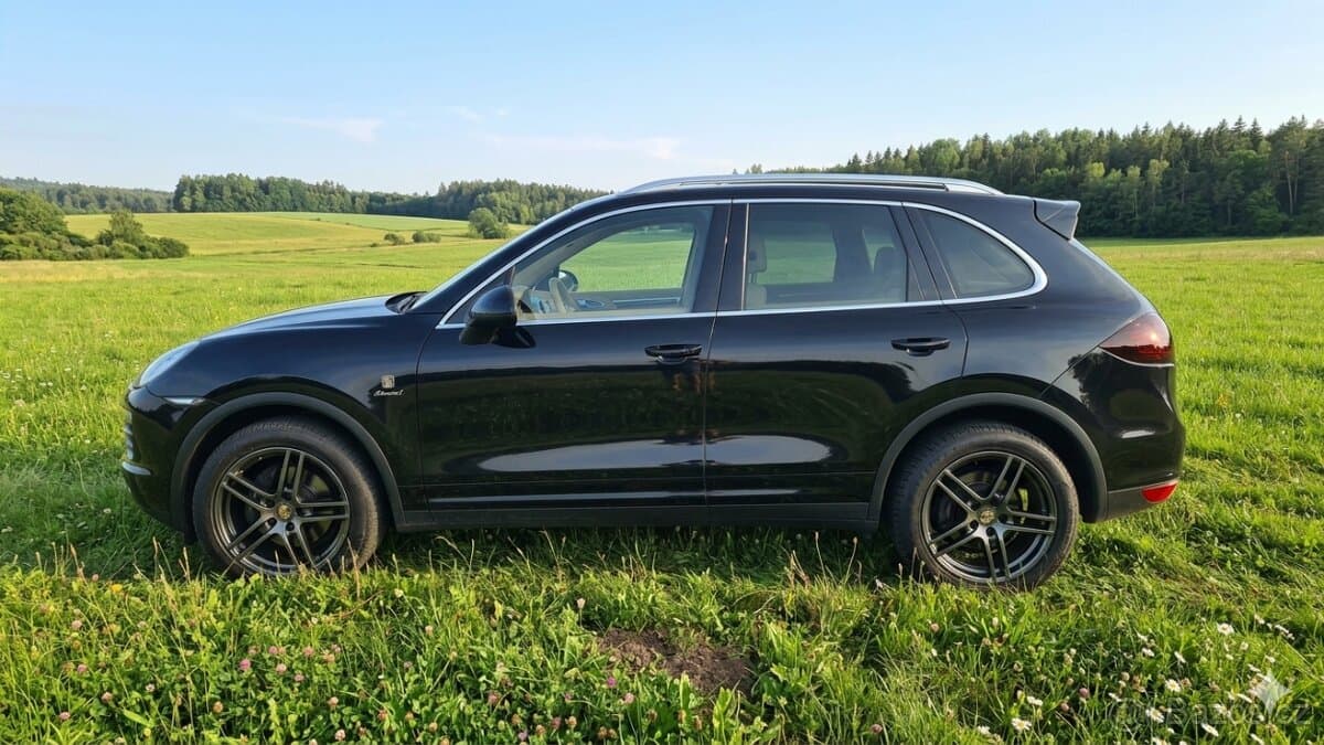 2012 Porsche CAYENNE - 6