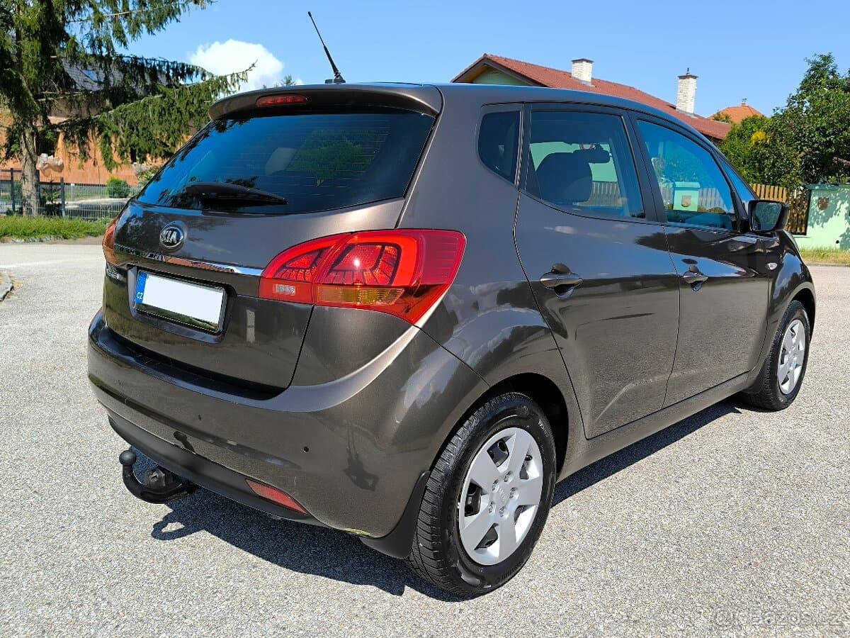 2017 Kia VENGA - 6