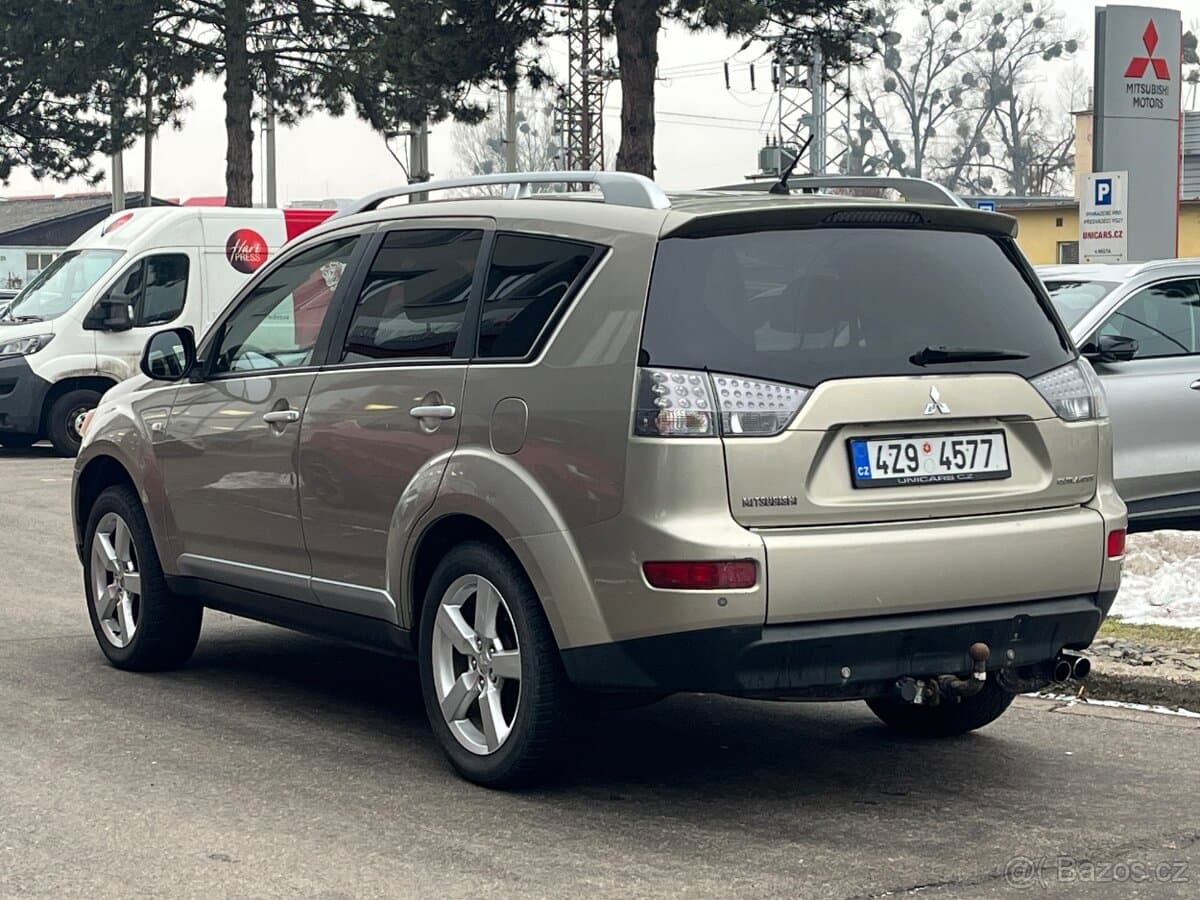 2008 Mitsubishi OUTLANDER - 6