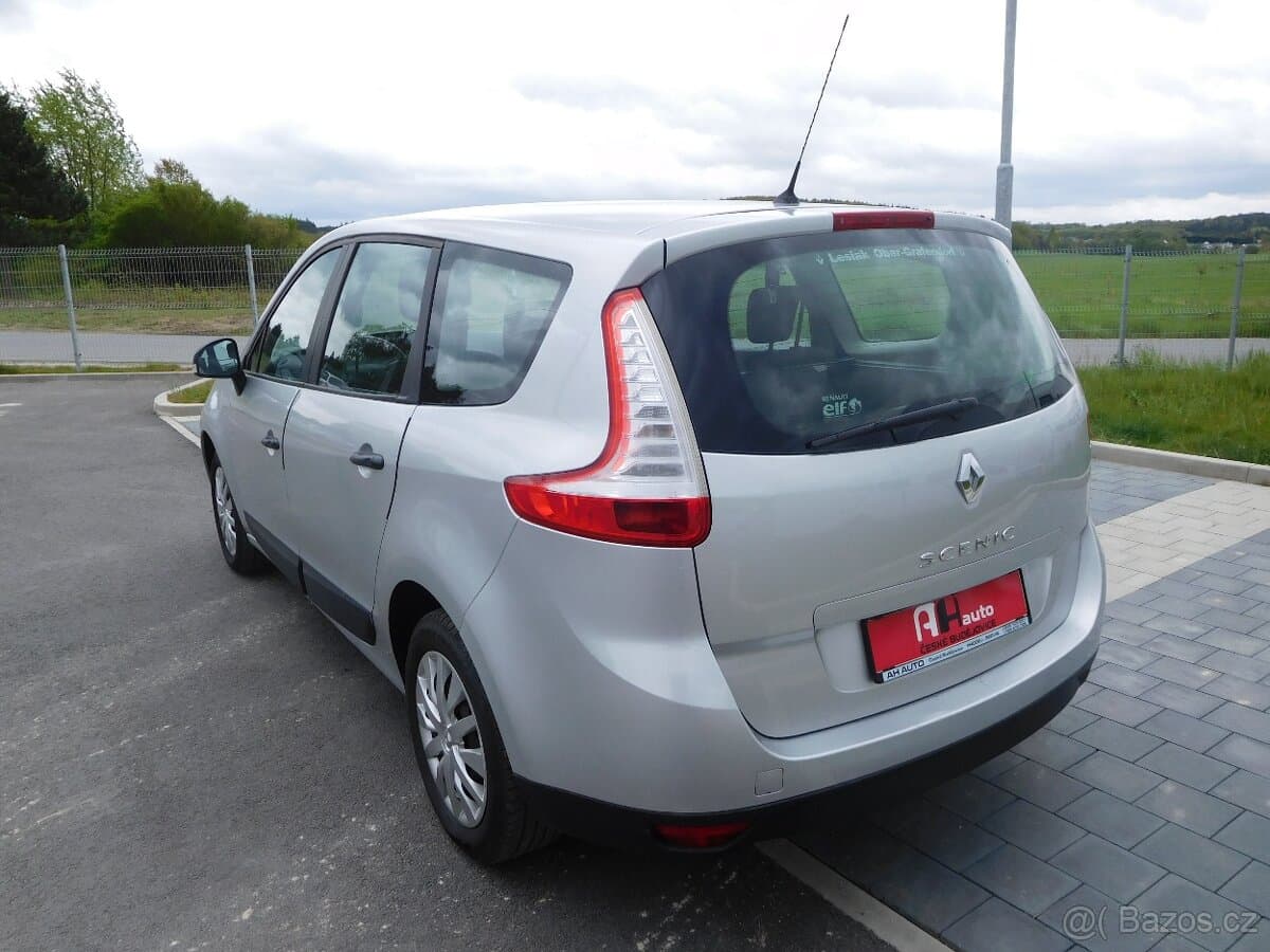 2011 Renault SCENIC - 6