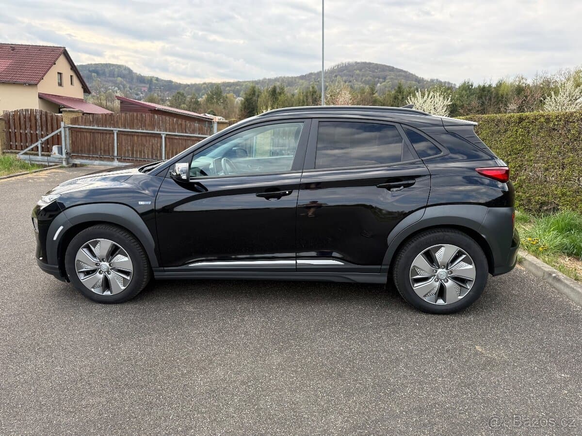 2021 Hyundai KONA - 6