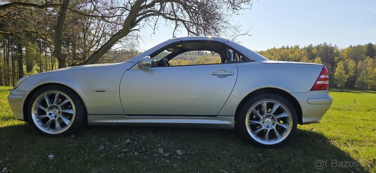 2004 Mercedes-Benz SL - 6