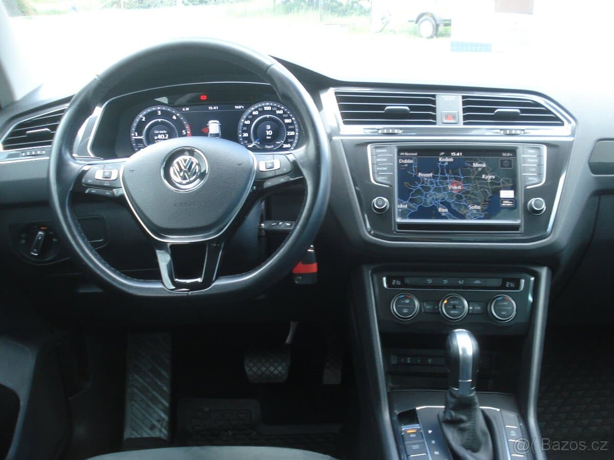 2016 Volkswagen TIGUAN - 6