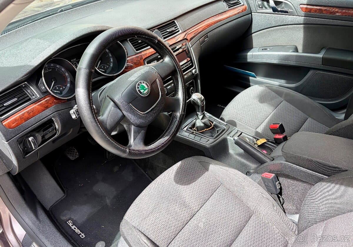 2013 Škoda SUPERB - 6