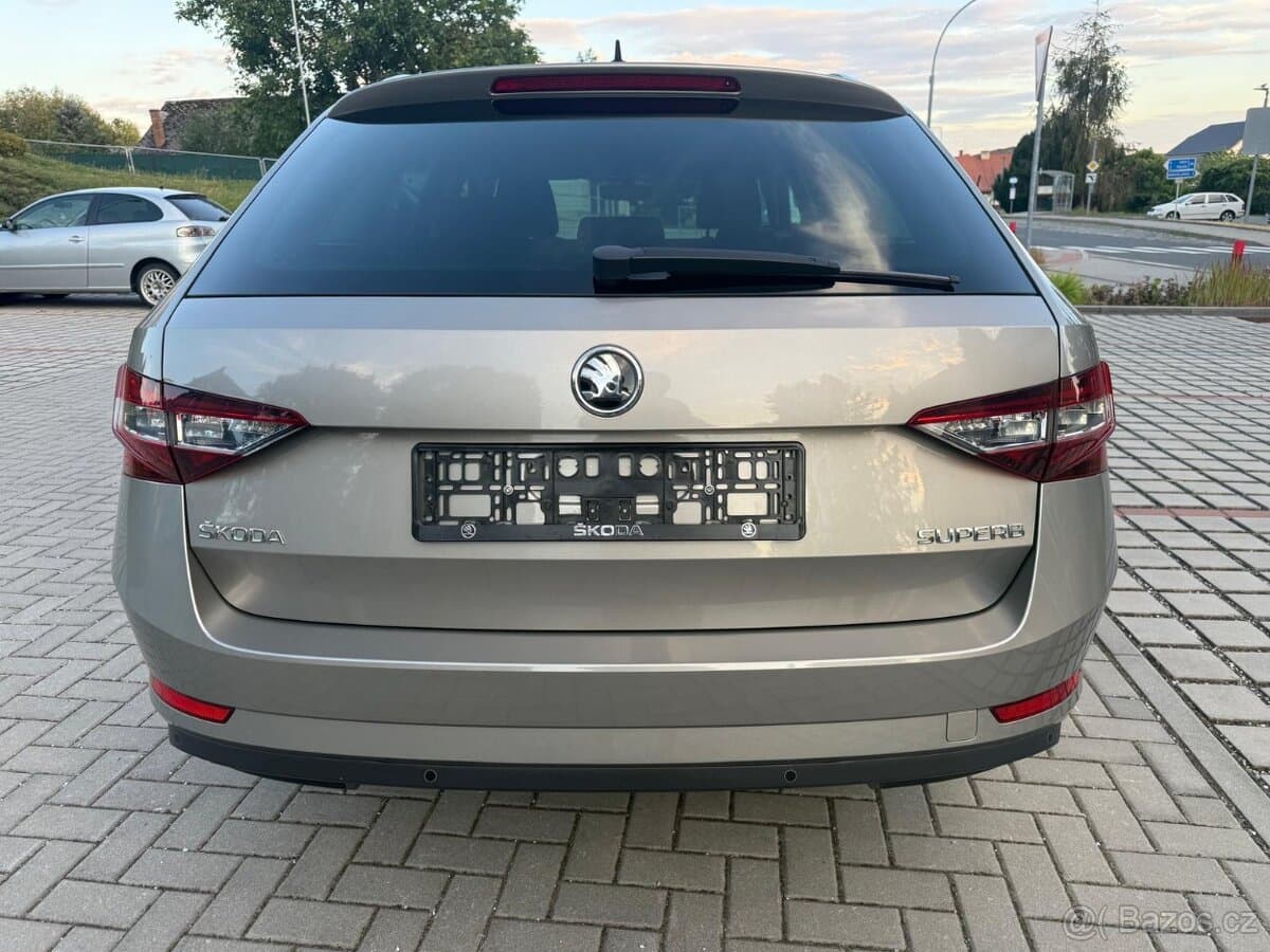 2018 Škoda SUPERB - 6