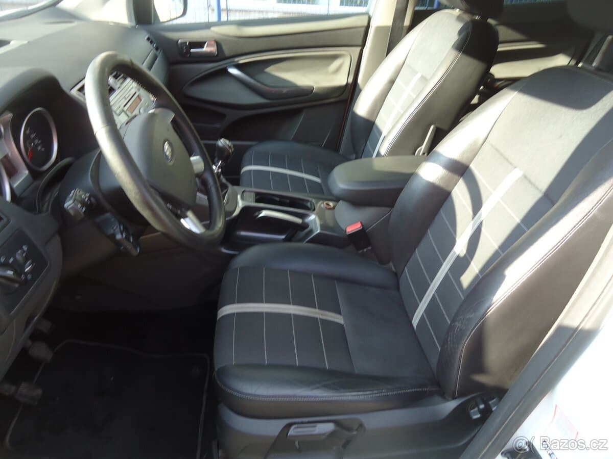 2010 Ford KUGA - 6