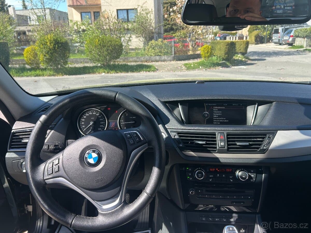 2015 BMW X1 - 6