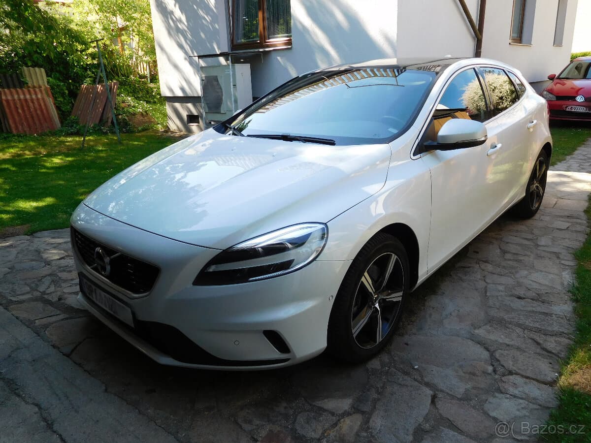 2018 Volvo V40 - 6