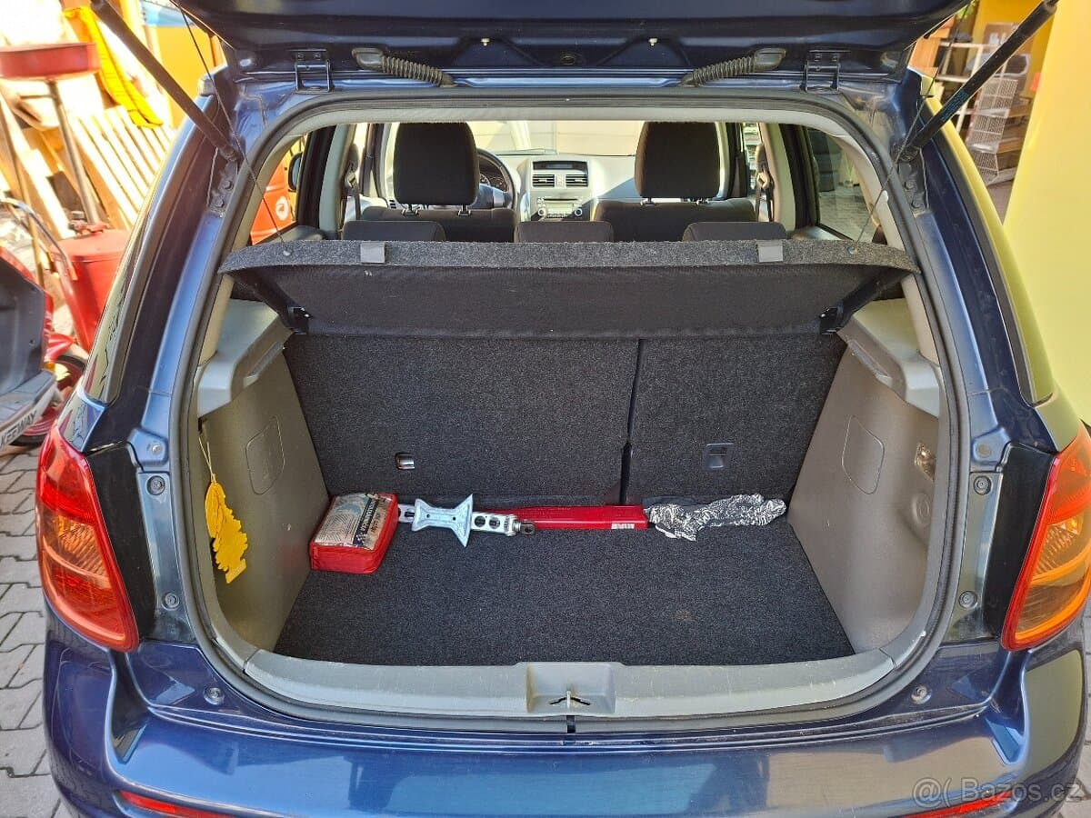 2009 Suzuki SX4 - 6