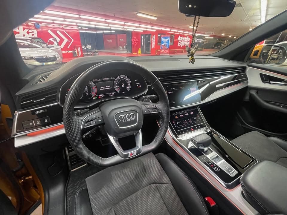 2020 Audi Q8 - 6