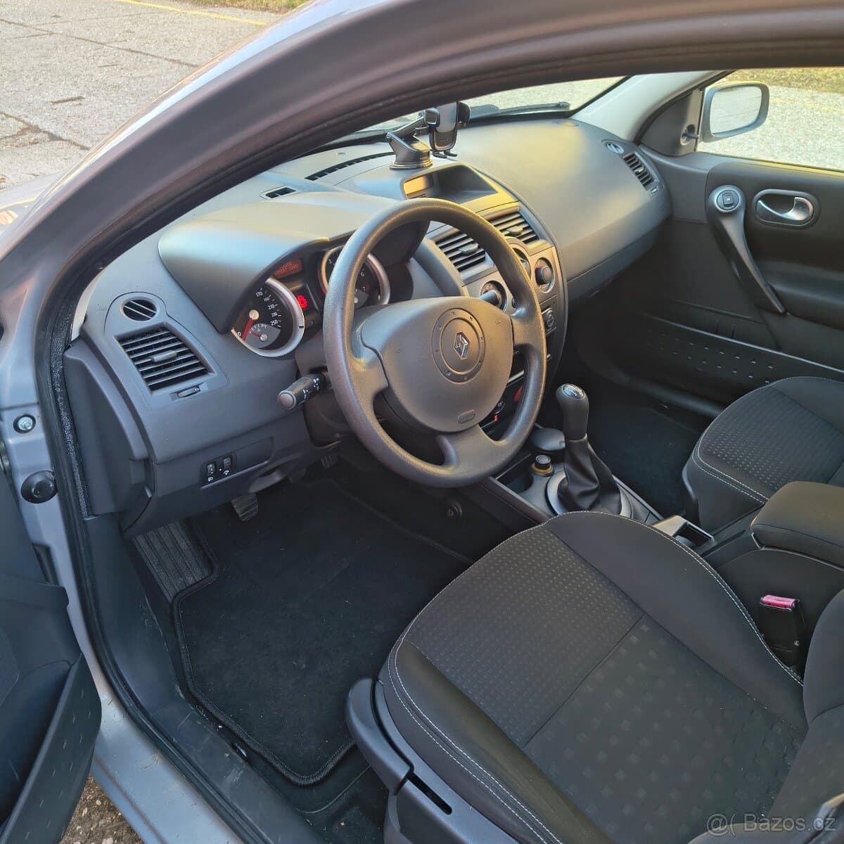 2005 Renault MEGANE - 6