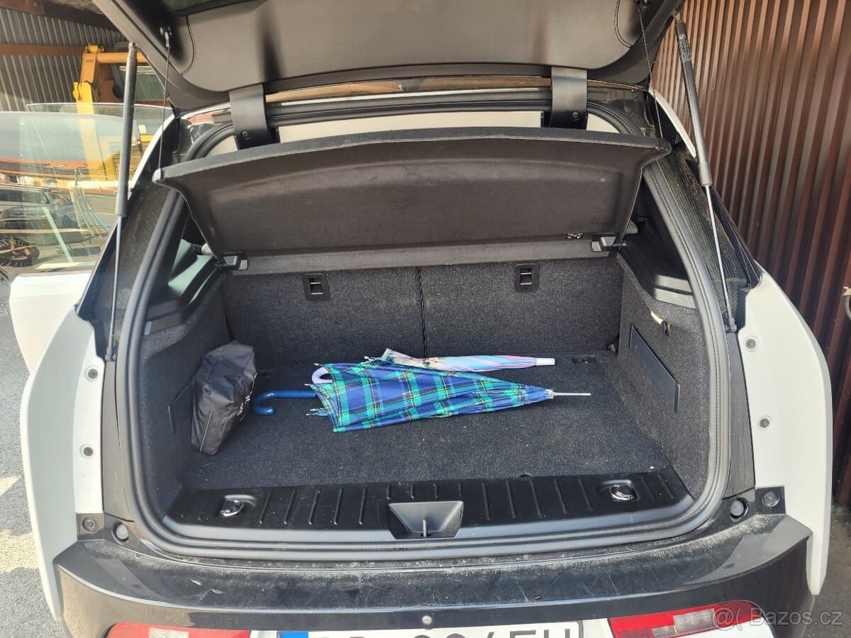 2014 BMW i3 - 6