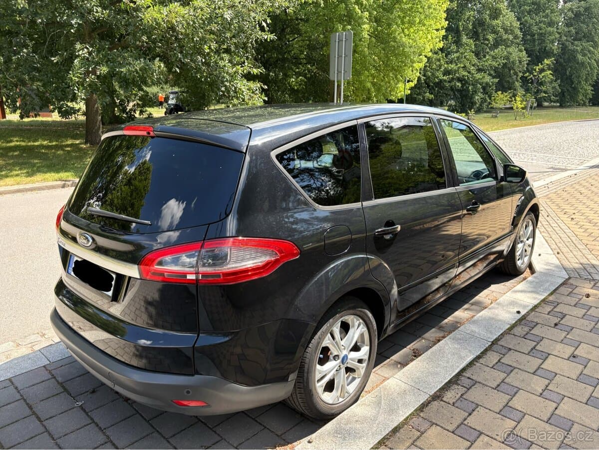 2011 Ford S-MAX - 6
