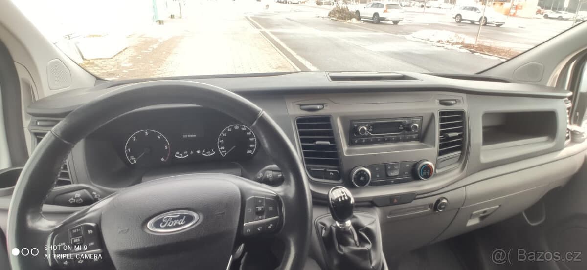 Ford TOURNEO - 6
