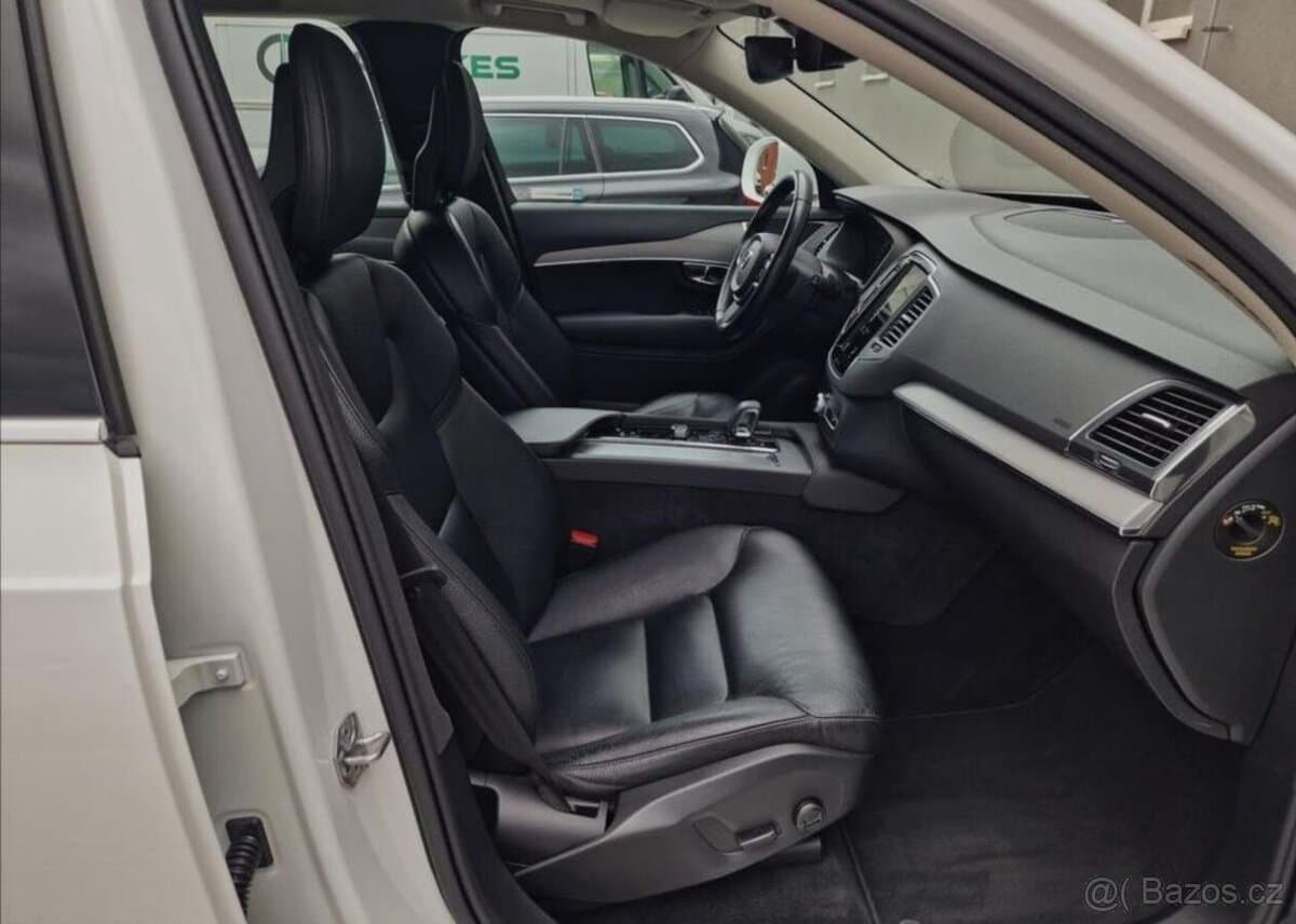 2021 Volvo XC90 - 6