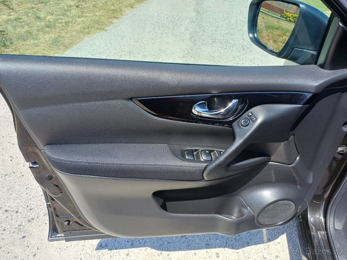 2015 Nissan QASHQAI - 6