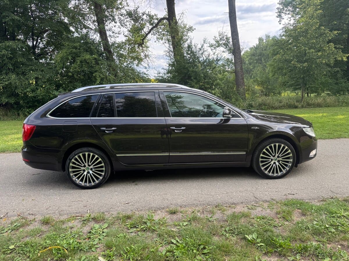 2012 Škoda SUPERB - 6