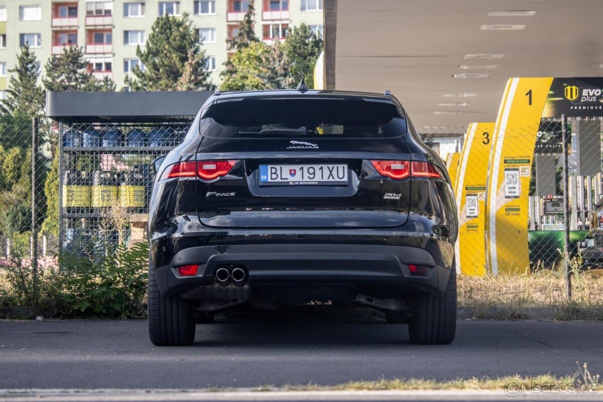 2019 Jaguar F-PACE - 6
