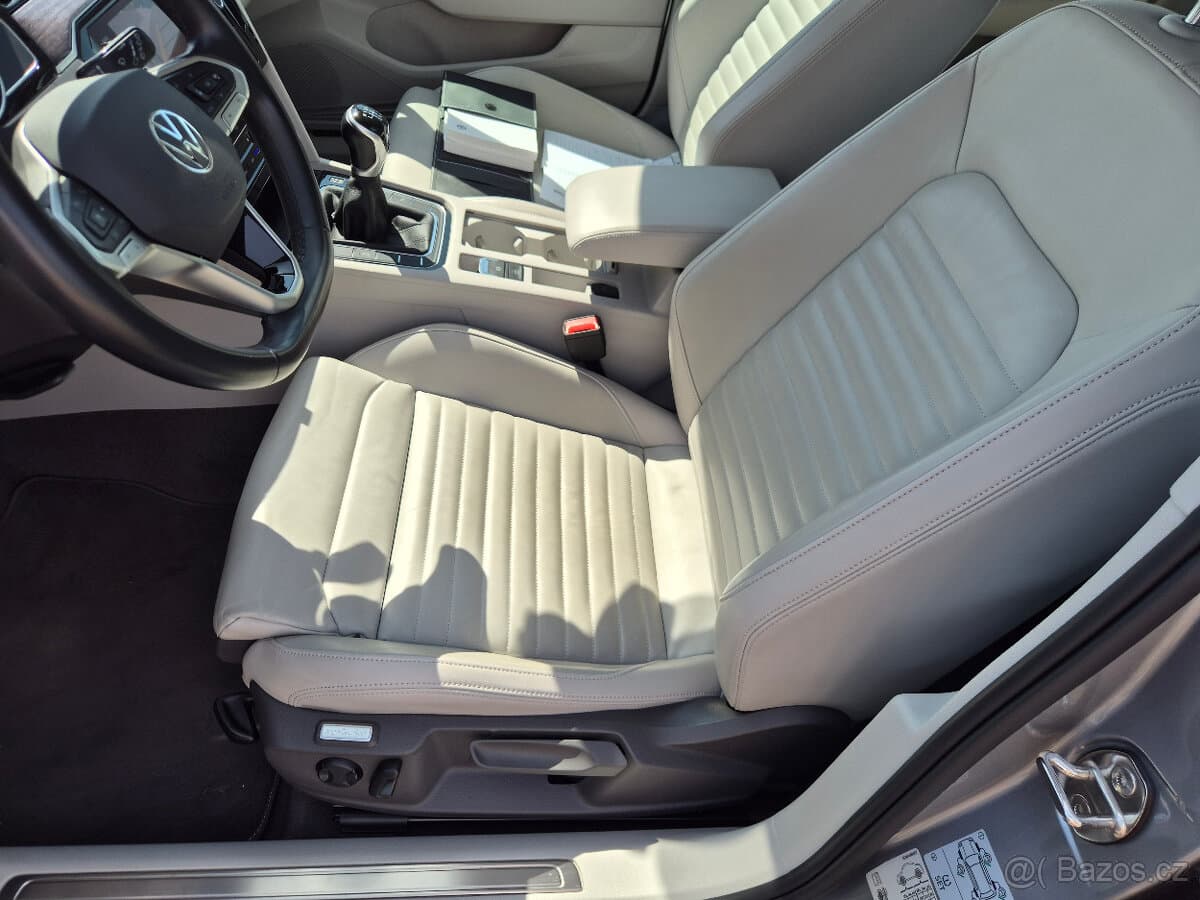 2021 Volkswagen PASSAT - 6