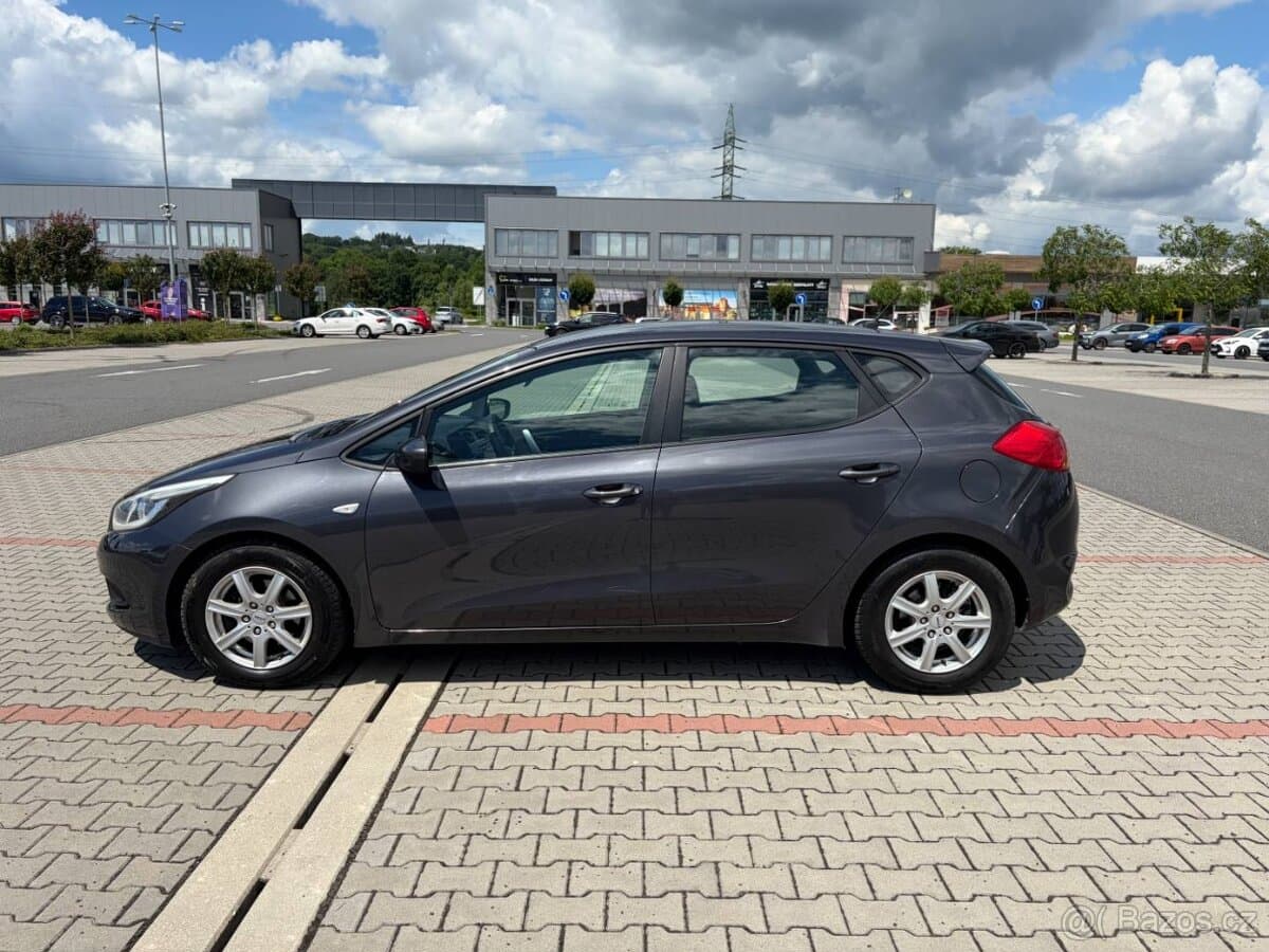 2012 Kia PROCEED - 6