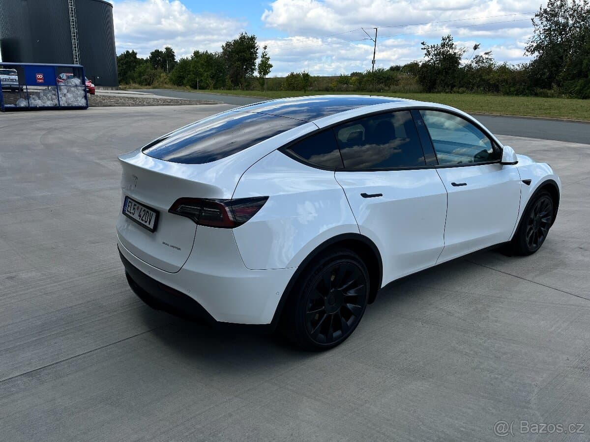 2022 Tesla MODEL Y - 6