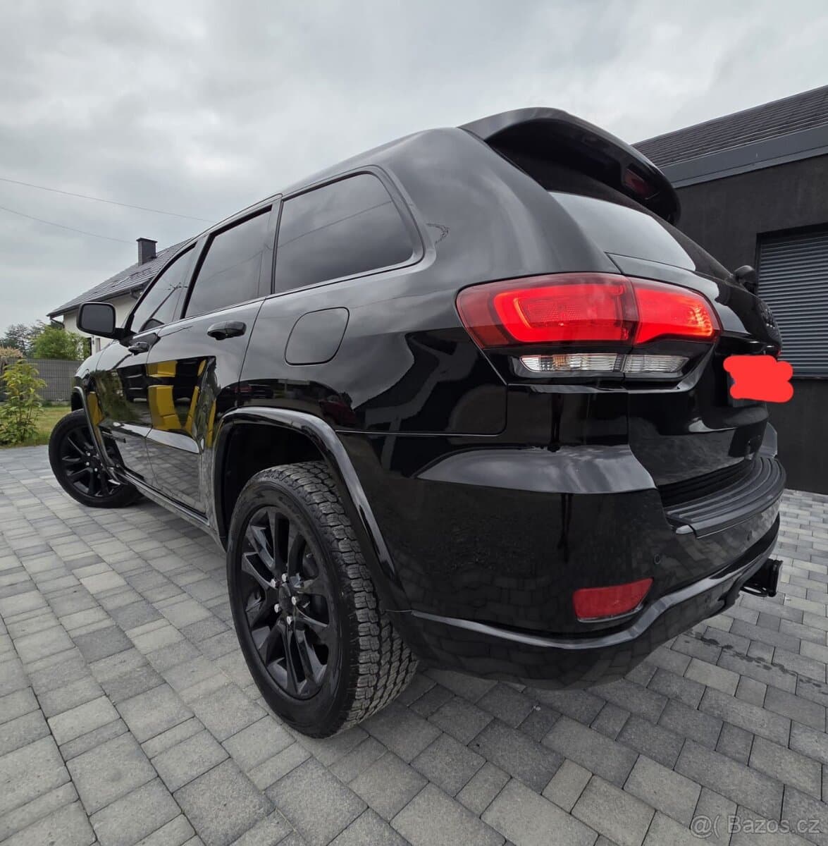 2020 Jeep CHEROKEE - 6