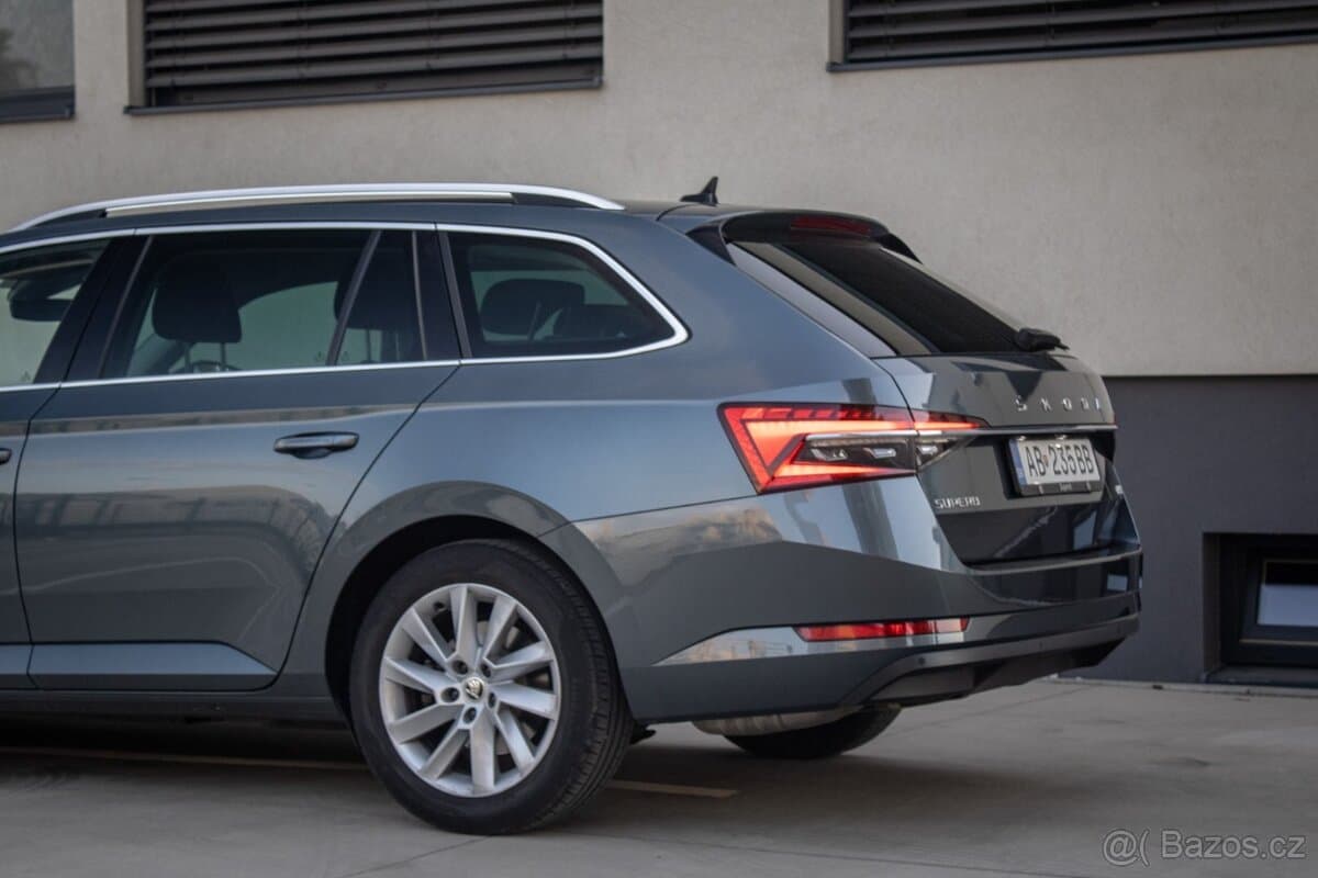 2021 Škoda SUPERB - 6