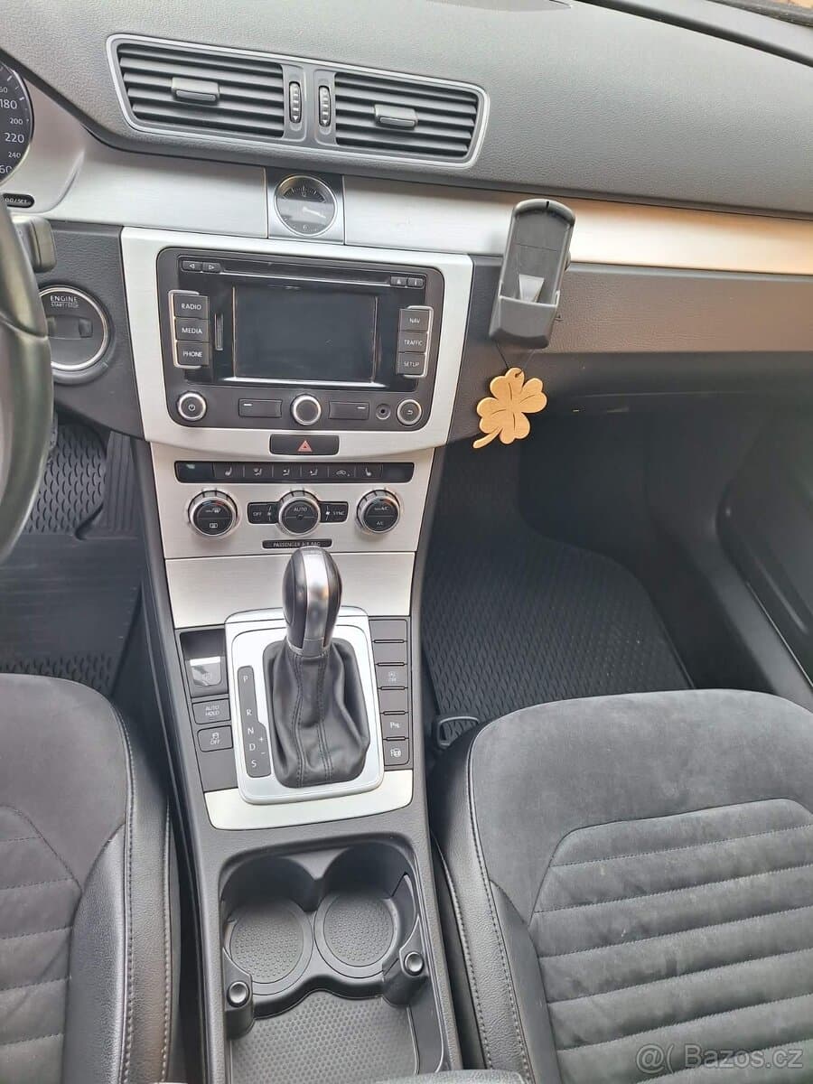 2014 Volkswagen PASSAT - 6