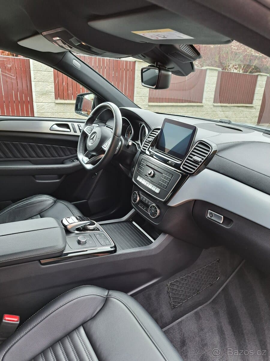 2017 Mercedes-Benz GL - 6