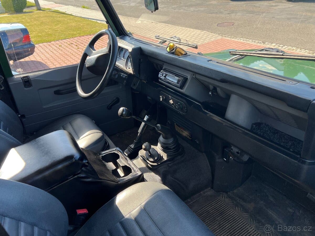 2001 Land Rover DEFENDER - 6