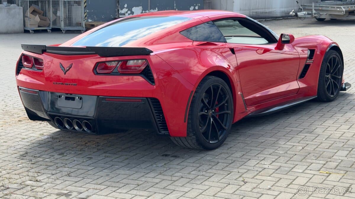 2017 Chevrolet CORVETTE - 6